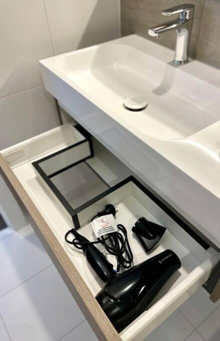 Luxury Stunning Riverview 1 Bedroom Apt 479F Gold Coast Luaran gambar